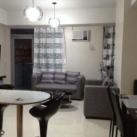 Cubao Manhattanheights Unit 11A Tower B, 2Br Manila Exterior foto